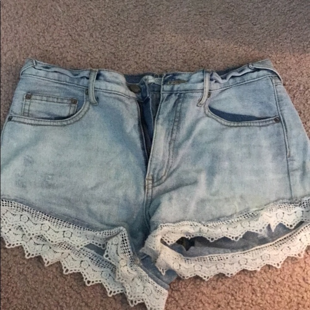 lace shorts